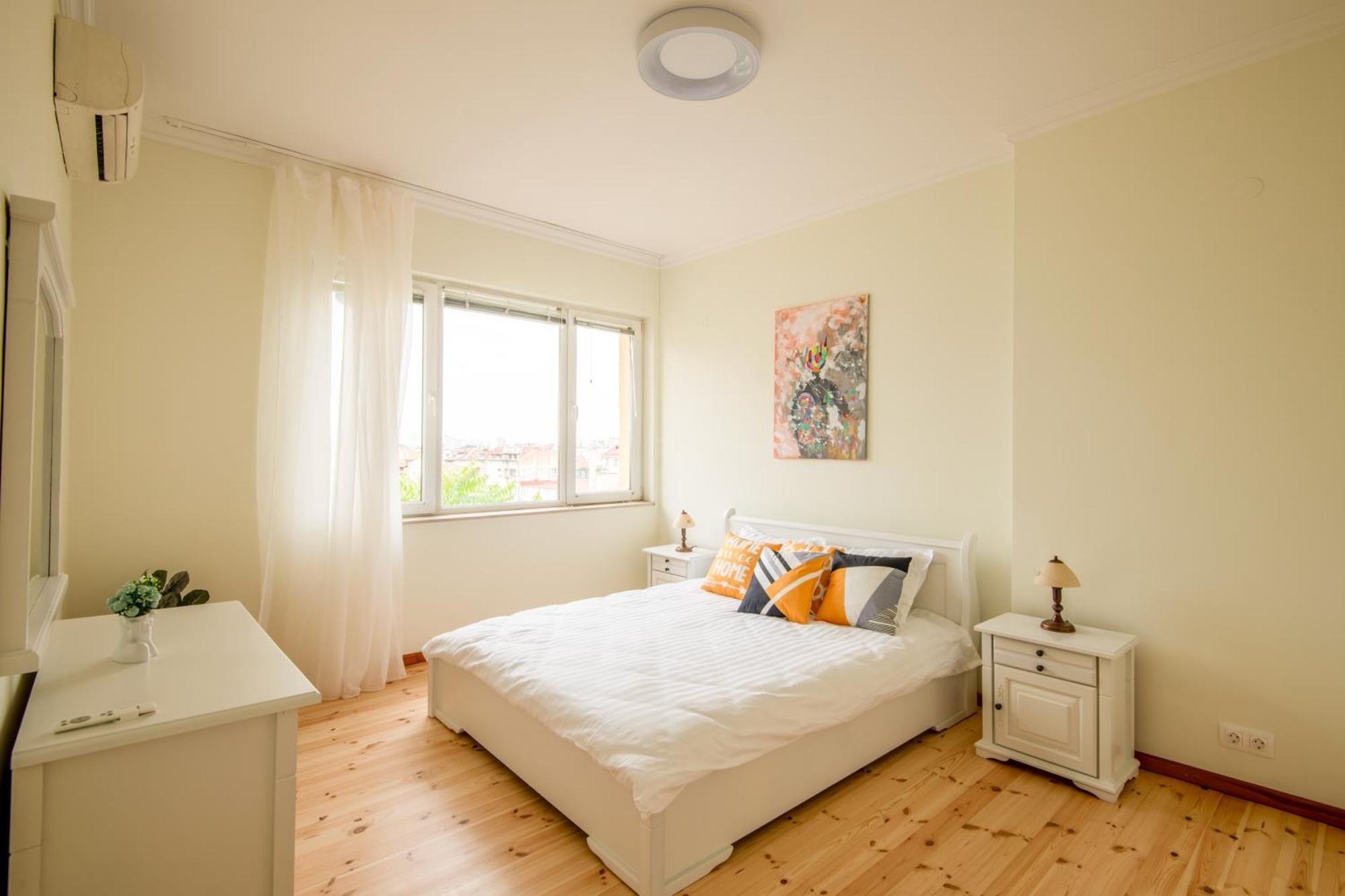 A Luxurious 2 Bedroom Apartment In Center Sofia Ngoại thất bức ảnh